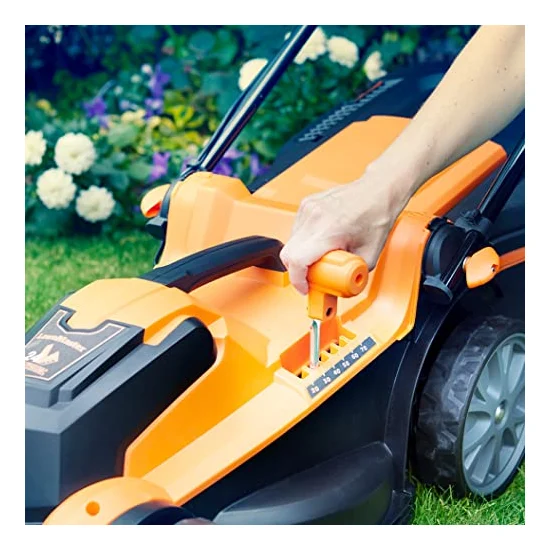 Autre vue : Tondeuse à batterie LawnMaster MX 24V 37 cm CLMF2437G
