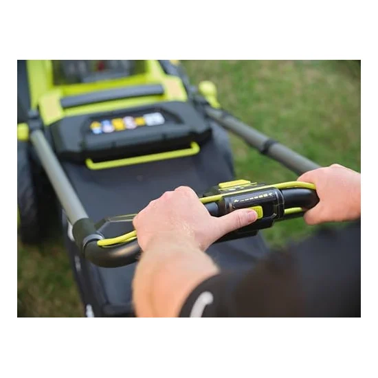 Autre vue : Tondeuse à batterie Ryobi RY18LMXSP51A