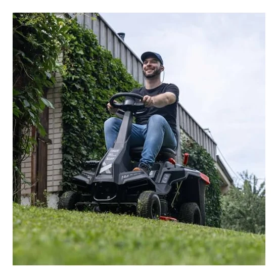 Autre vue : Tracteur tondeuse Scheppach MR225-61